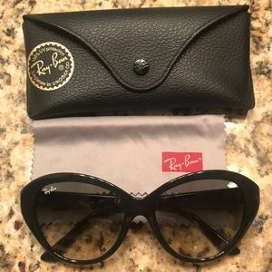 Ray-Ban Cat Eye Sunglasses